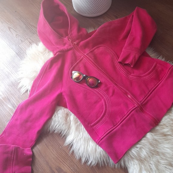Lululemon Pink hoodie sold - Picture 1 of 4